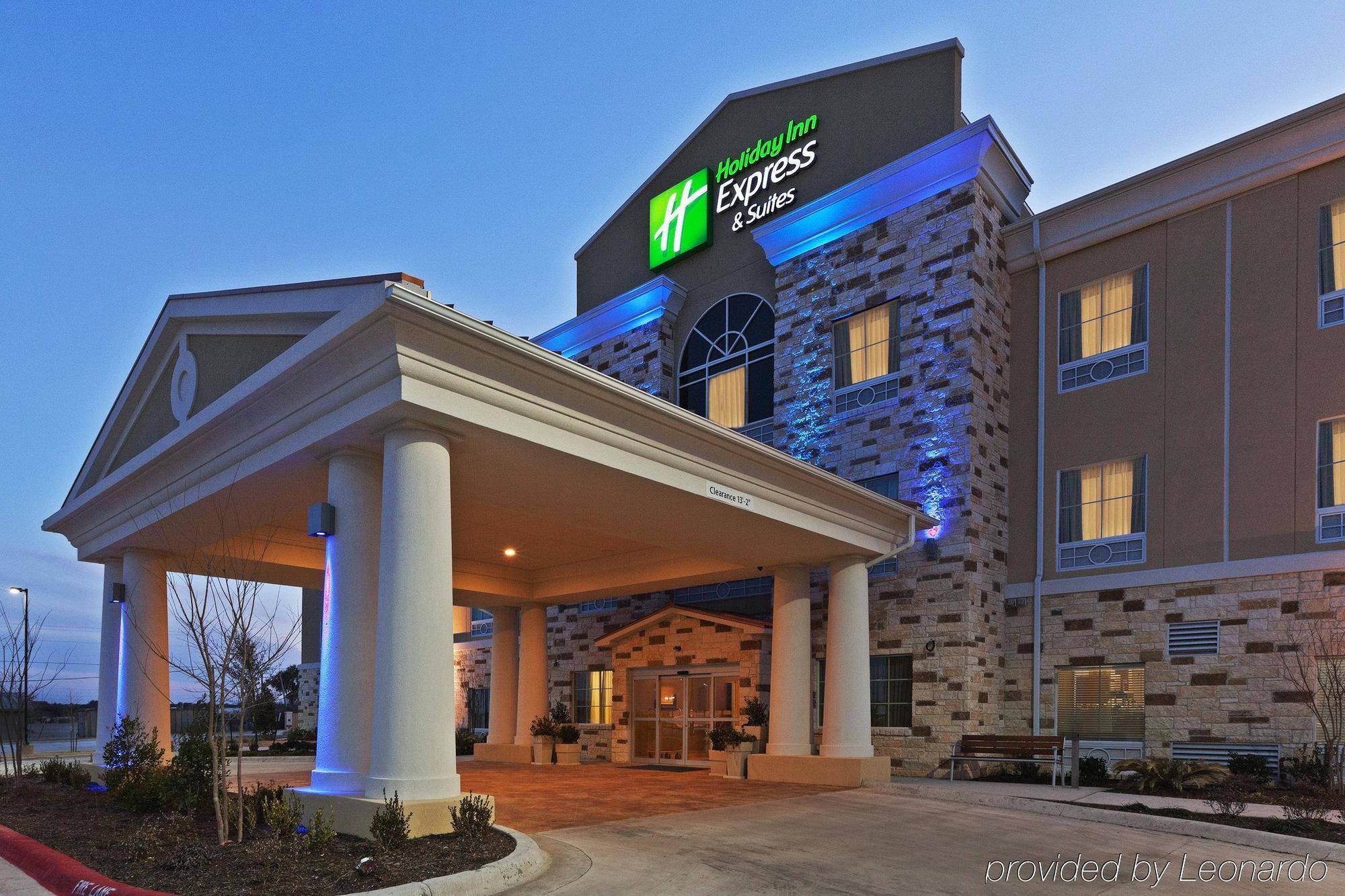 Hotel Express & By Ihg