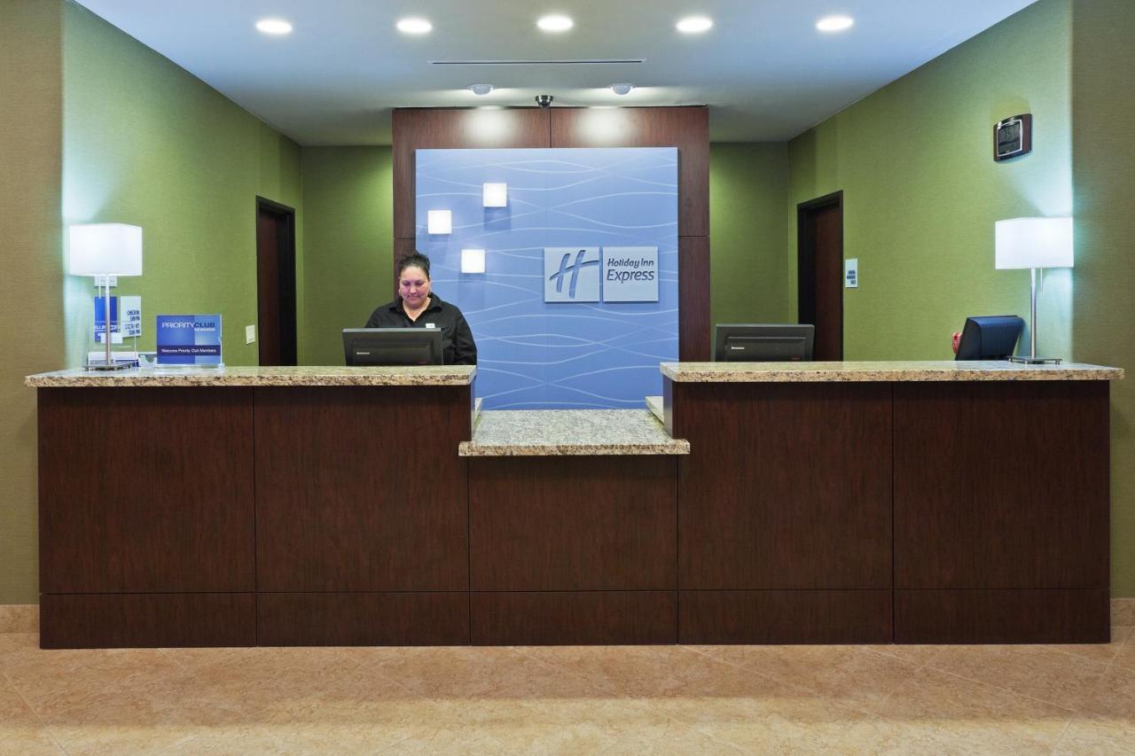 Express & By Ihg Brady