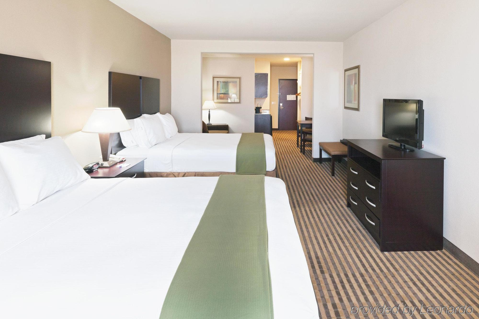 Express & By Ihg