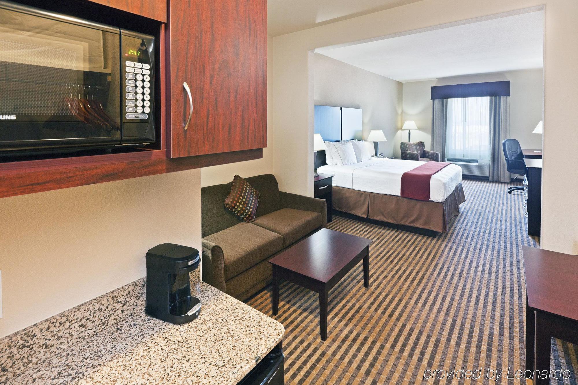 Hotel Express & By Ihg