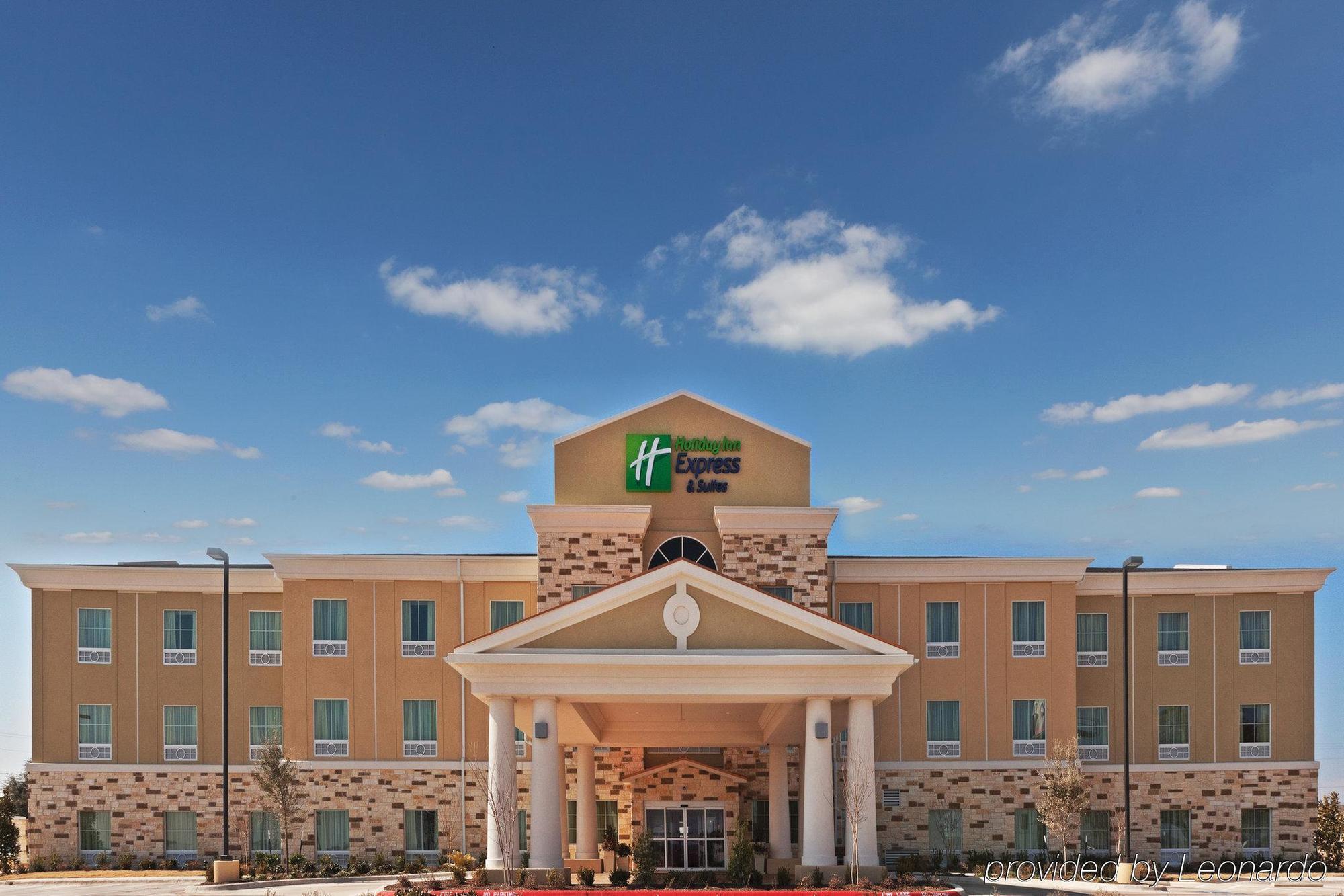 Express & By Ihg 2*