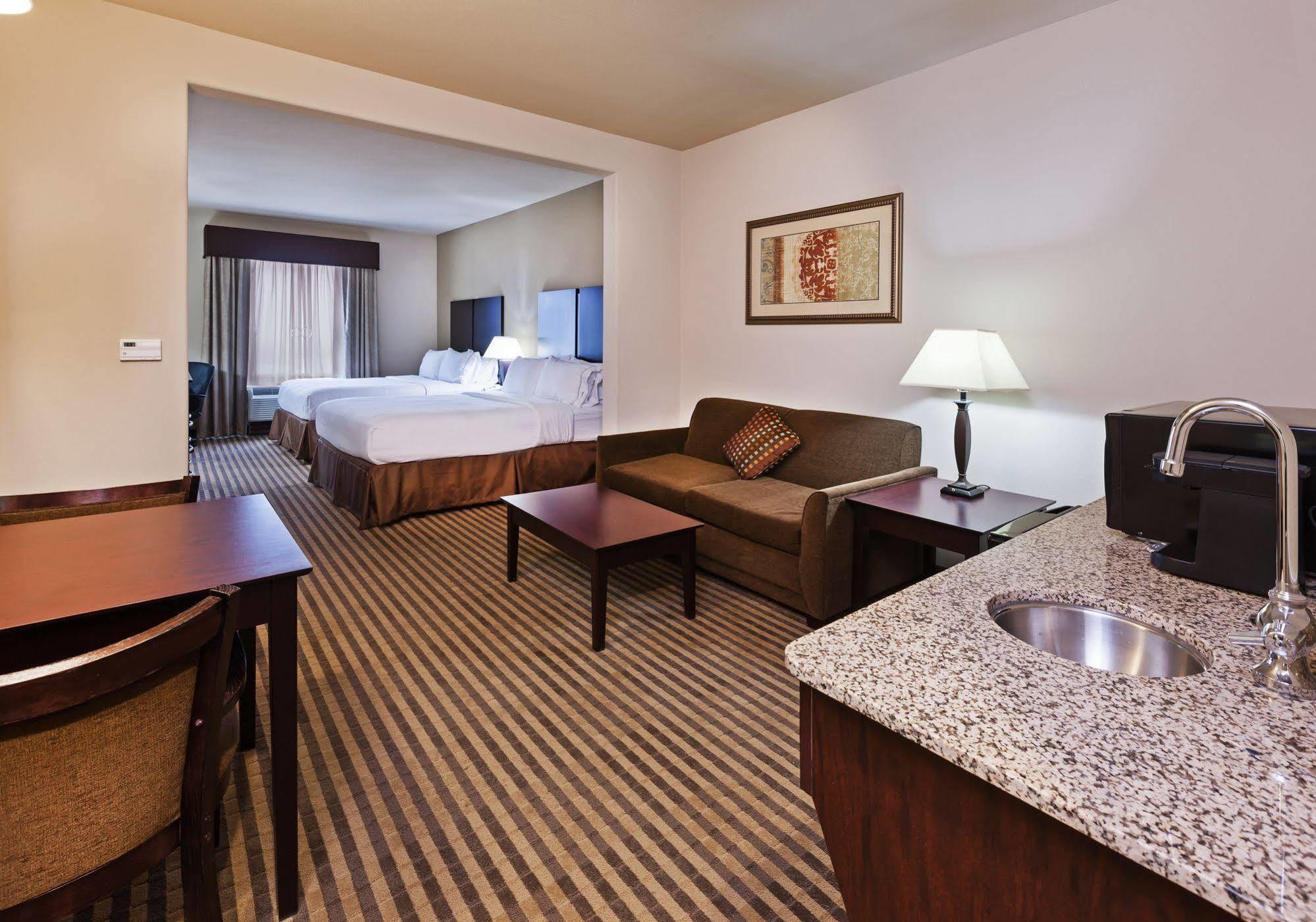 Express & By Ihg