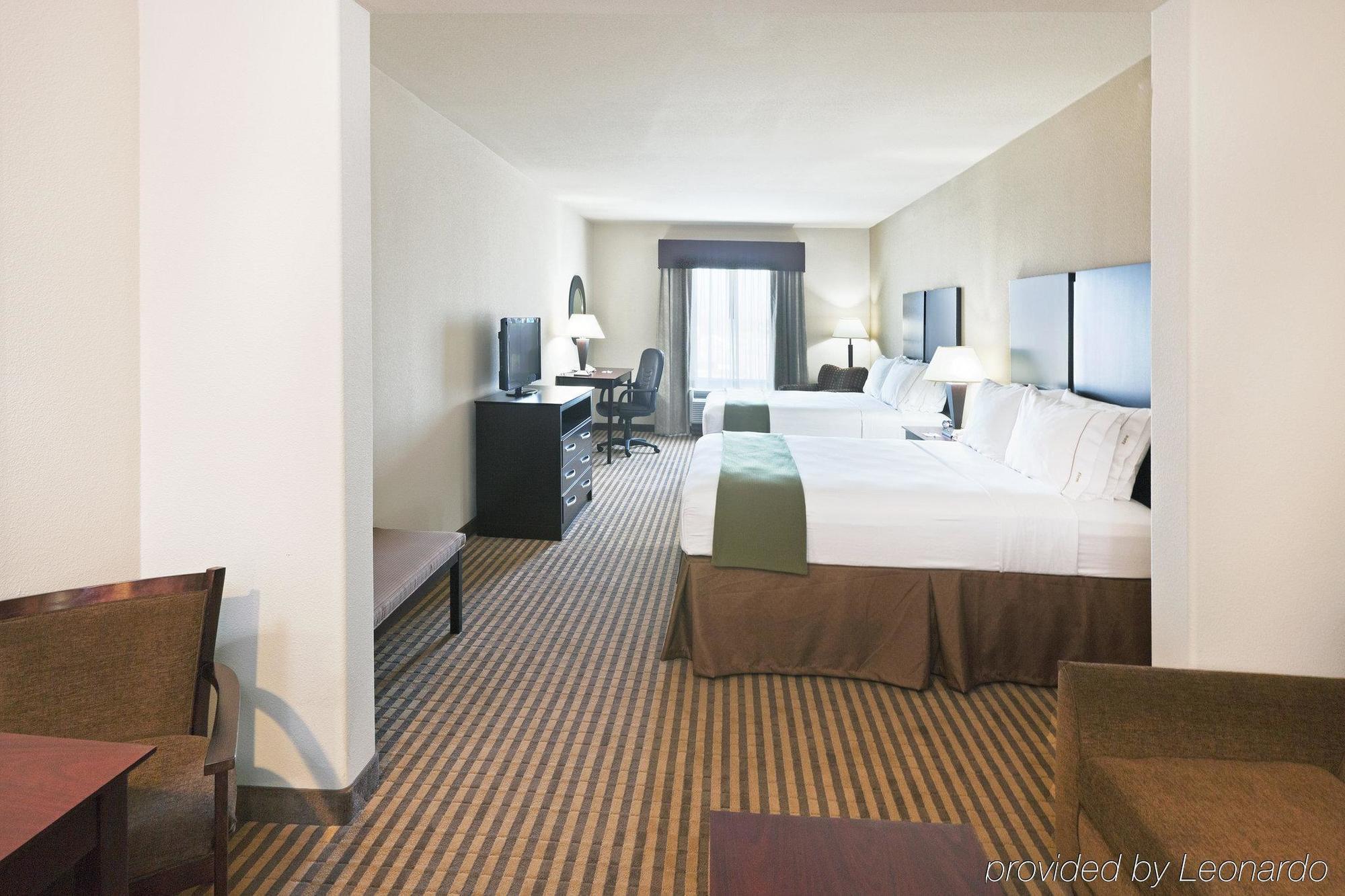 Holiday Express & By Ihg Brady